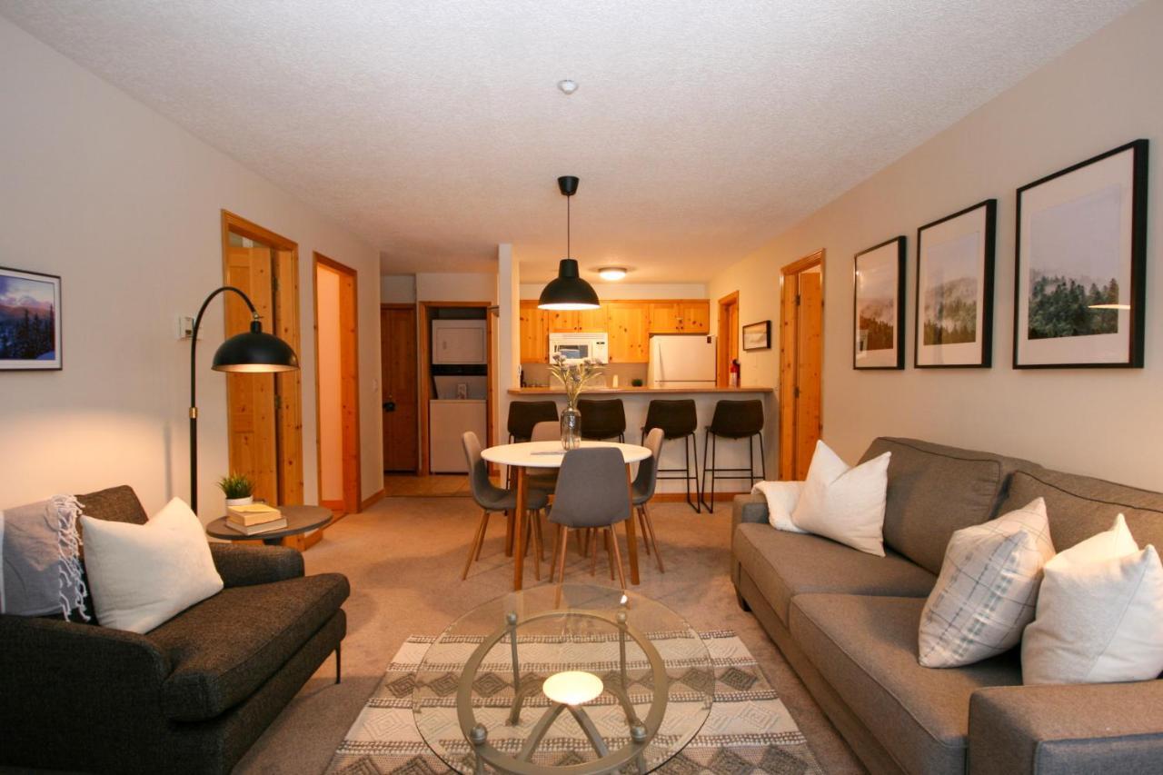 Crystal Forest 2Br Ski In Ski Out With Private Hot Tub Sun Peaks Exteriör bild